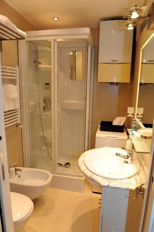 Apartment Suite Lungara Rome